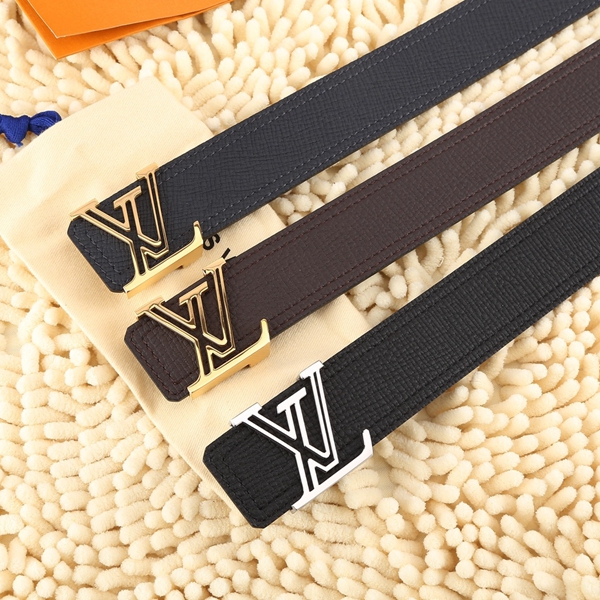 激安ルイヴィトンベルト着用イメージ